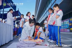 业“戏影联”展现《小恐龙缇皮》《都会魔鬼》